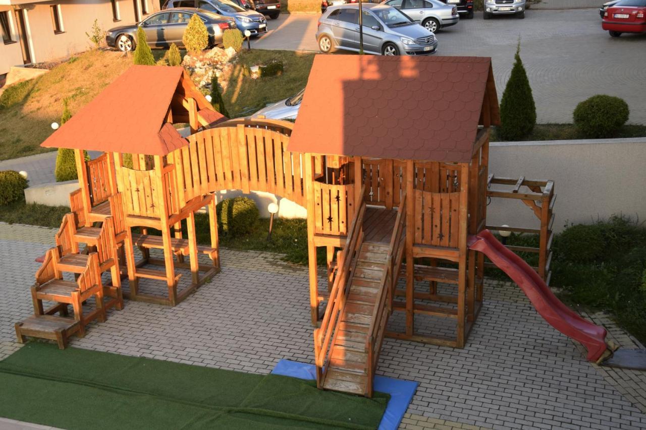 Lux Apartman B1 Milmari Копаоник Екстериор снимка